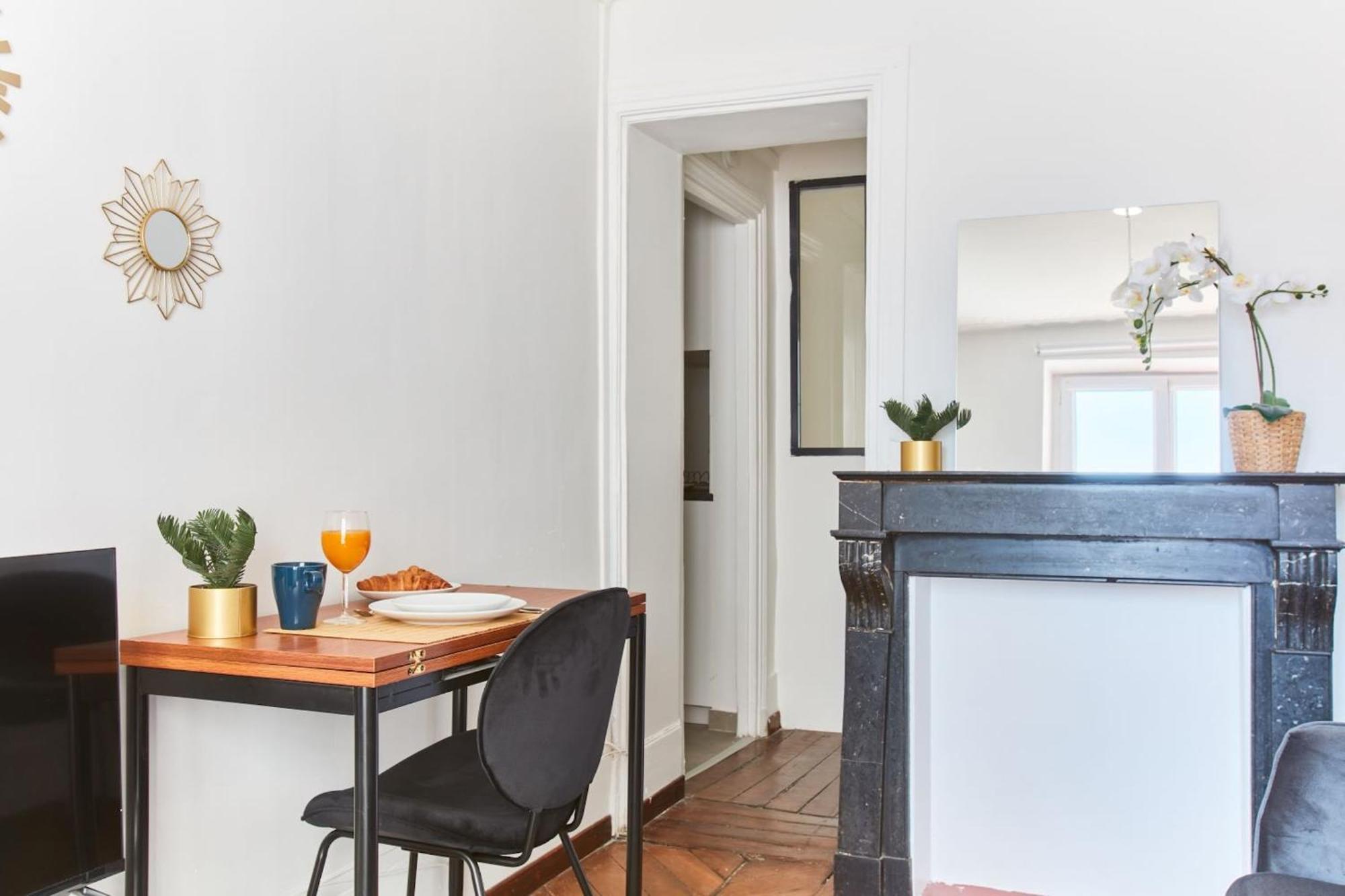Montmartre & Sacre-Coeur Basilica - 1Br - Cityapartmentstay パリ エクステリア 写真